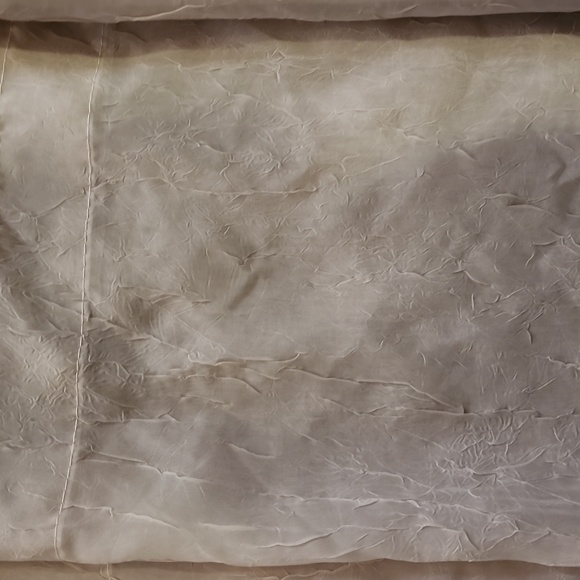 One pair sheer crinkle texture panel curtians - Picture 2 of 3